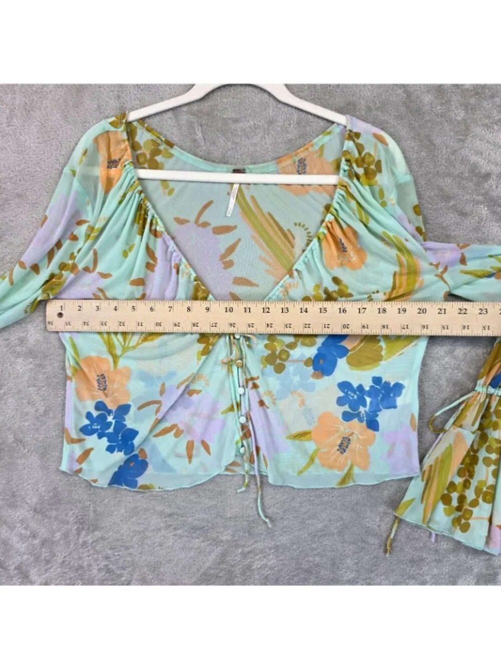 Free People Blouse Womens S Multicolor V Neck Bell Sleeve Floral Cropped Top